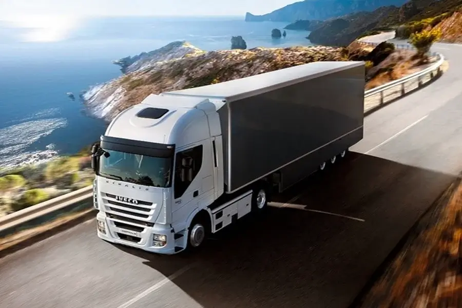 Ev Taşırken Yapılan En Yaygın Hatalar ve Doğru Nakliyat Stratejileri : Kapak Görseli